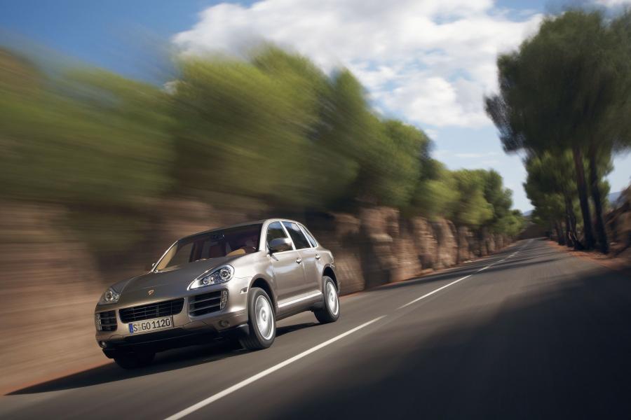  Porsche Cayenne 2007 года  (фото 26 из 52)
